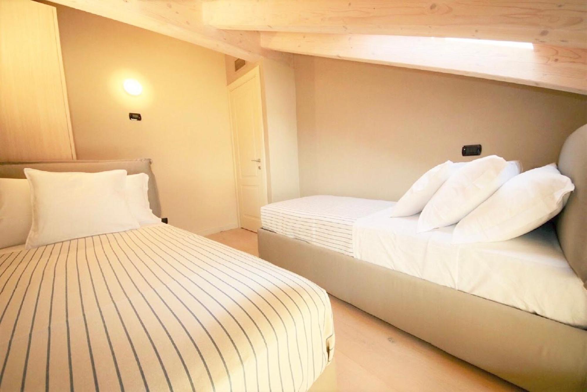 Appartamento Liszt Attic By Klabhouse Bellagio Esterno foto
